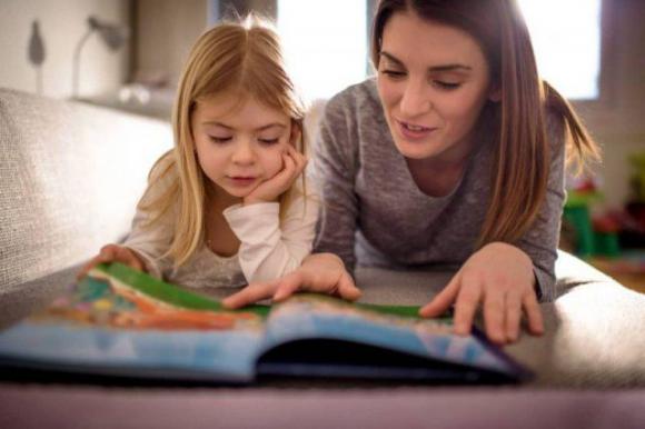 Insegna ai tuoi figli a dire “grazie”, “scusa” e “per favore”: da adulti diventeranno persone migliori