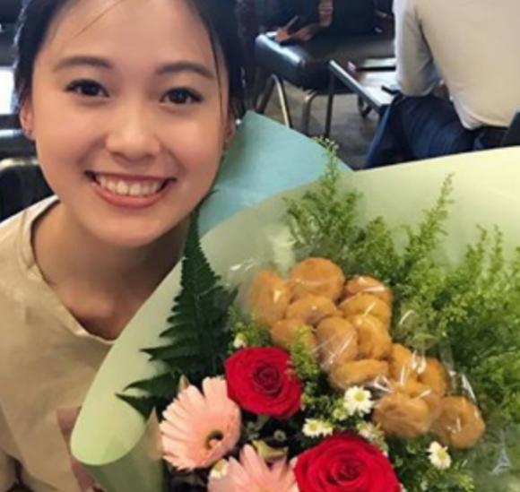 Stanche dei soliti fiori per San Valentino? Quest’anno chiedete un bouquet di chicken nuggets