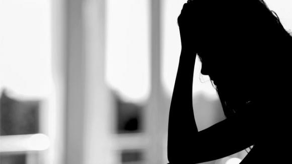 Gli effetti psicologici della quarantena, l’isolamento aumenta l’ansia e la depressione. Attenzione a questi segnali