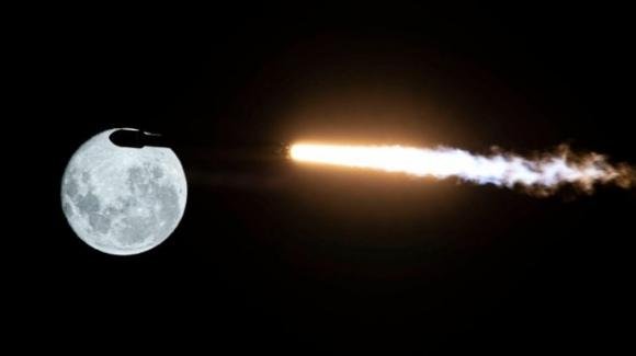 Pezzi di un razzo cinese sono caduti sulla Luna: che cosa succederà adesso