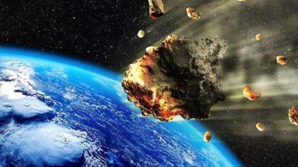 Un grande asteroide si dirige verso la Terra: quando arriverà, segnatevi la data