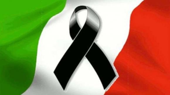 Terribile lutto a Mediaset: l’addio comunicato in diretta tv