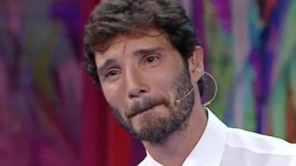 Stefano De Martino, commosso durante l’esibizione: "Ecco perché ero in lacrime"