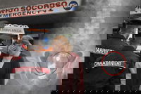 Si presenta al Pronto Soccorso dicendo: “Devo parlare con un medico”