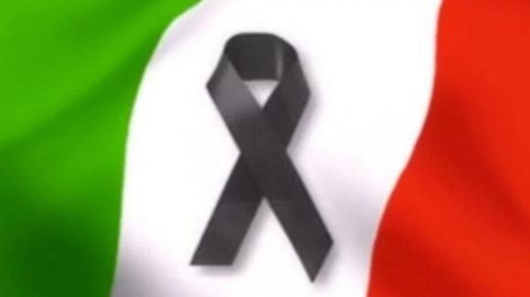 Carboni è morto, Italia in lutto: "Un malore improvviso nel sonno"