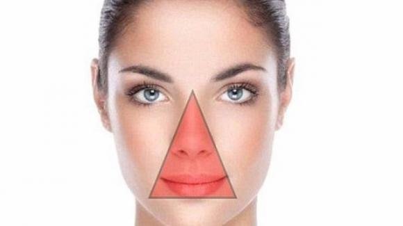 Triangolo di pericolo sul viso, cos’è e cosa non devi fare MAI