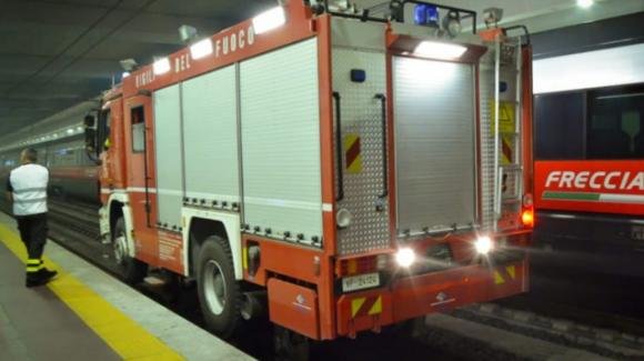 Italia, Protezione Civile, 118, polizia e Vigili del Fuoco sul posto: evacuazione in corso