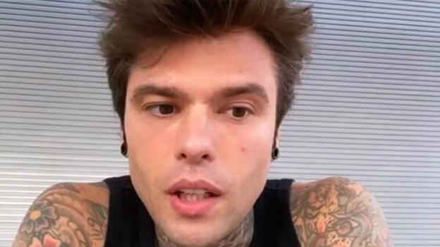 Fedez, l’amaro annuncio: "Non posso più farlo per colpa del cancro"