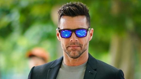 Ricky Martin, ordine restrittivo: le accuse sono gravissime