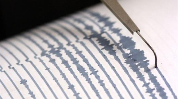 Italia, doppia scossa di terremoto nel giro di pochi minuti: i primi aggiornamenti