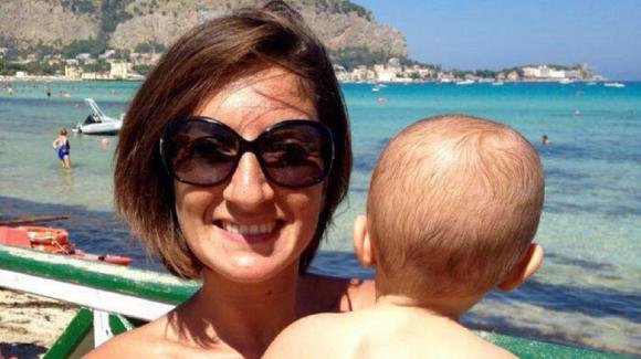 Andrea, bimbo morto a Sharm: "Dubbi su intossicazione alimentare". Interrogati i genitori