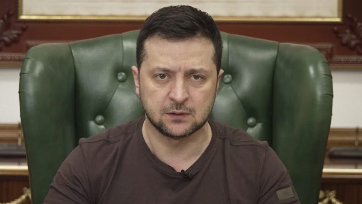 Zelensky, è successo nella notte: l'annuncio improvviso gela il mondo