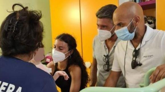Bimba italiana di 9 anni si reca in ospedale: quello che scoprono i medici è da brividi