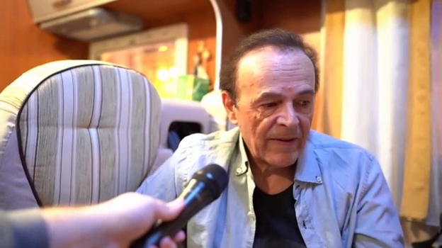 Dodi Battaglia, purtroppo è arrivata una brutta notizia dopo il ricovero in ospedale: l’annuncio poco fa