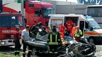 Italia, tragedia in autostrada: migliaia di auto bloccate. Elisoccorsi in azione