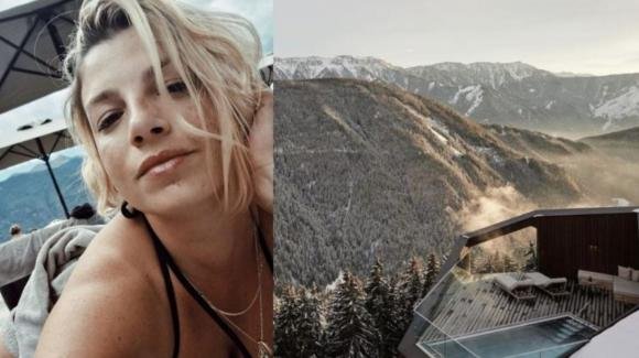 Emma Marrone, vacanza extra lusso sulle Dolomiti: ma sapete quanto costa l’hotel in cui si sta rilassando?