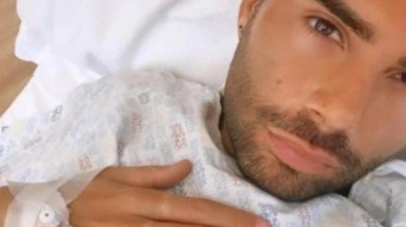 Federico Fashion Style, fan preoccupati: ricoverato in ospedale per un delicato intervento chirurgico