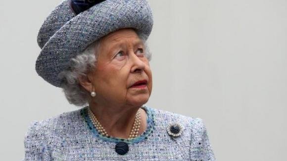 Regina Elisabetta, ecco quanto è costato il funerale e chi sarà a pagarlo: non hanno badato a spese