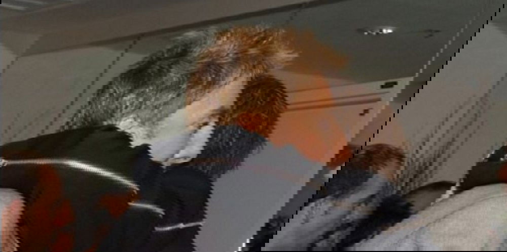 “Ho trovato soltanto a 73 anni il coraggio di dirlo, sono gay”. L’annuncio del famoso cantante