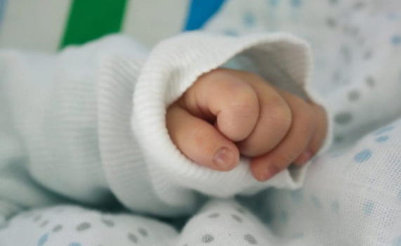 Italia, bimbo di soli 13 mesi trovato senza vita nella culla