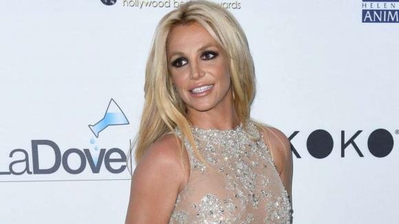 Britney Spears, l’annuncio poco fa: "Sono malata e non esiste cura"