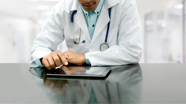 Italia, medico di guardia si rifiuta di visitare i pazienti