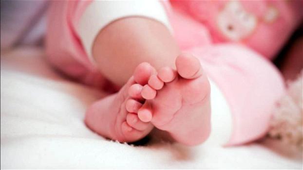 Italia, neonata di appena 40 giorni trovata morta nella sua culla