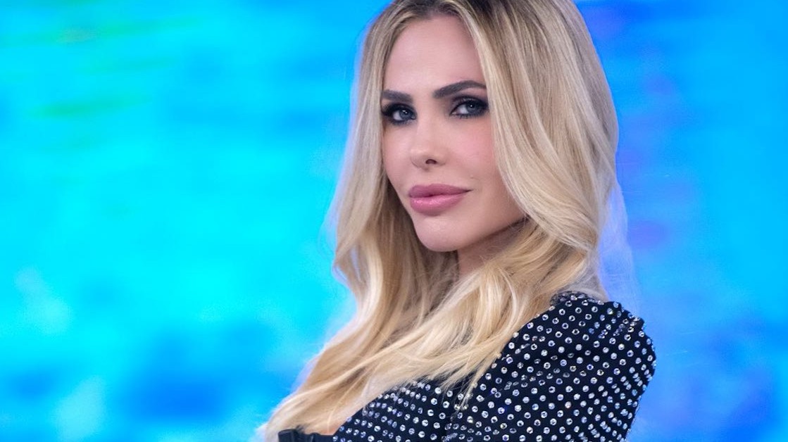 "Incredibile! Avete visto quanto gli somiglia?" Tutta la verità sul compagno di Ilary Blasi