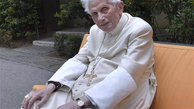 Papa Ratzinger, la triste notizia è arrivata direttamente da Papa Francesco