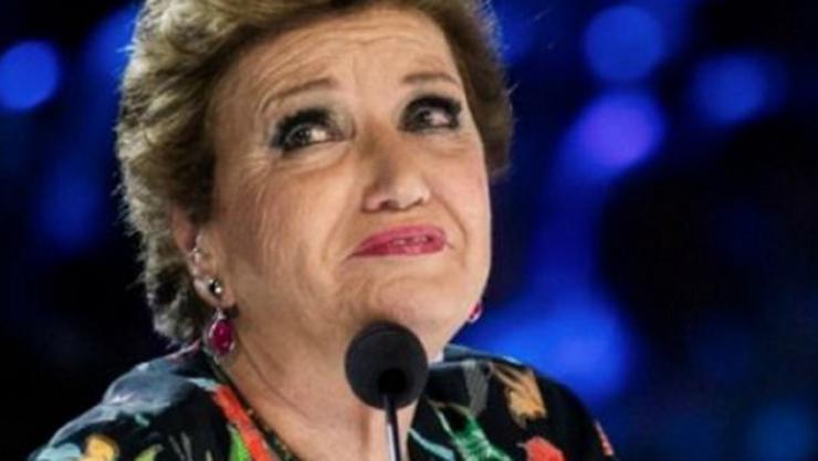 Mara Maionchi e la triste confessione, disperazione tra i fan