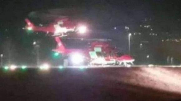 Tragedia in Italia, elicotteri e ambulanze sul posto