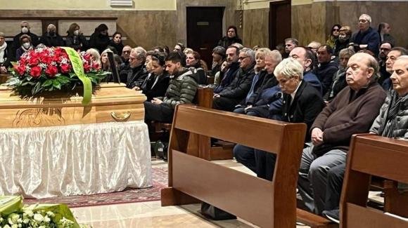 Funerali di Lucia Zagaria, moglie di Lino Banfi: la lettera di Papa Francesco