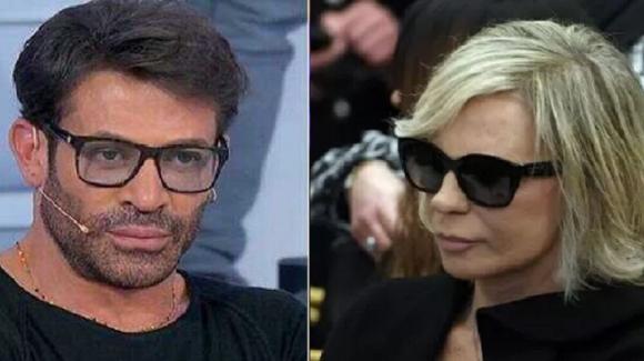 Gianni Sperti, la struggente promessa a Maria De Filippi