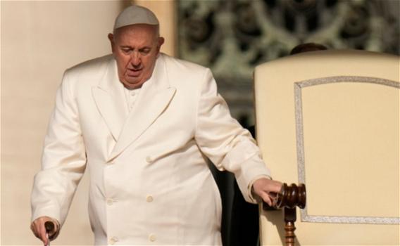 Papa Francesco, il medico pneumologo rompe il silenzio: “Purtroppo..”
