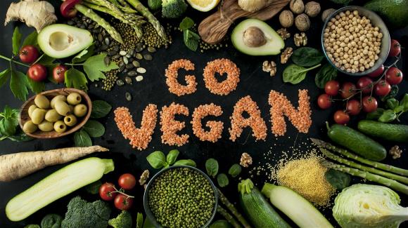 Stile alimentare vegano? Le 5 regole d’oro per chi pratica sport, secondo gli esperti