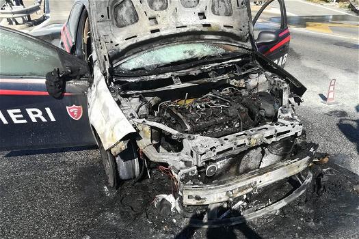 Uno schianto terribile, l’auto va a fuoco muoiono 2 giovani Carabinieri