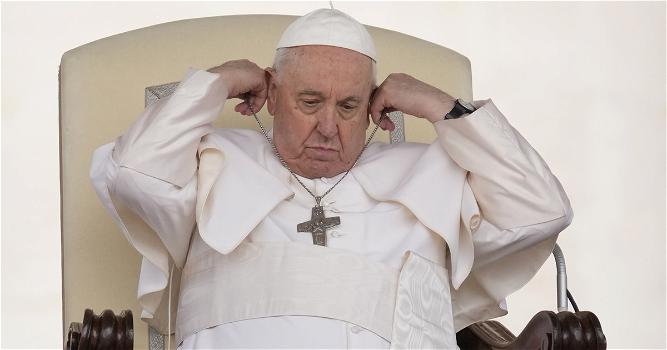 Papa Francesco, “terza guerra mondiale”: il drammatico annuncio