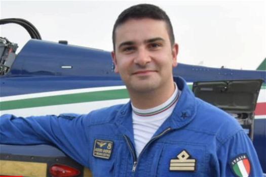 Gravissimo lutto nell’Aeronautica Italiana. Muore giovane capitano