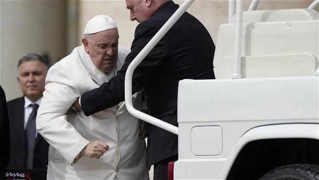 Papa Francesco: la notizia ufficiale sulle dimissioni gela i fedeli