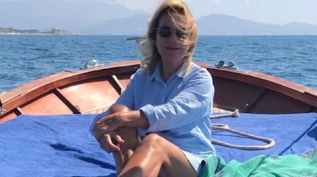 Terzo matrimonio per la famosa conduttrice italiana (a 77 anni)