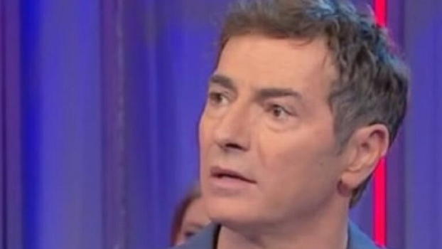 Italia Sì, malore in diretta tv: "Aiuto, non sta bene"