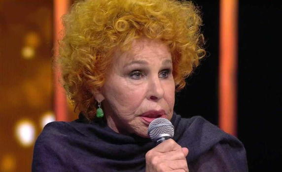 Ornella Vanoni, il ricovero d’urgenza per l’infarto improvviso