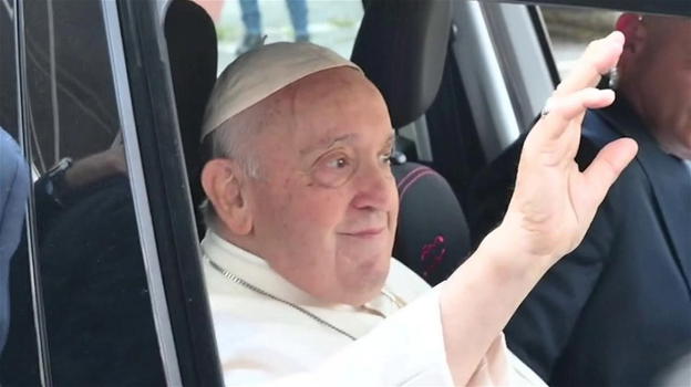Papa Francesco, italiani in lacrime: la notizia dall’ospedale è appena arrivata