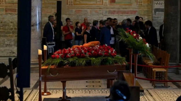 Funerali Francesco Nuti, il gesto di Marco Masini commuove tutti