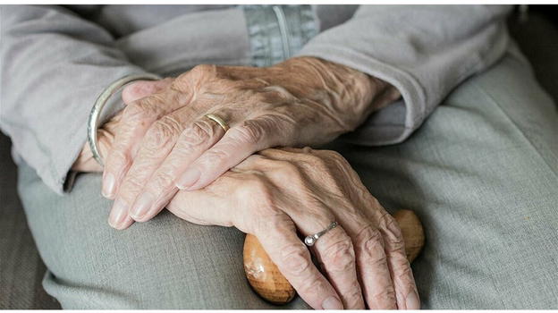 Amantina, la donna più vecchia del mondo (123 anni): "Il mio segreto? Mangio solo.."