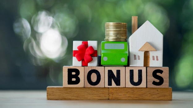 Nuovo bonus di 100 euro in arrivo a luglio: gli italiani che possono fare la richiesta