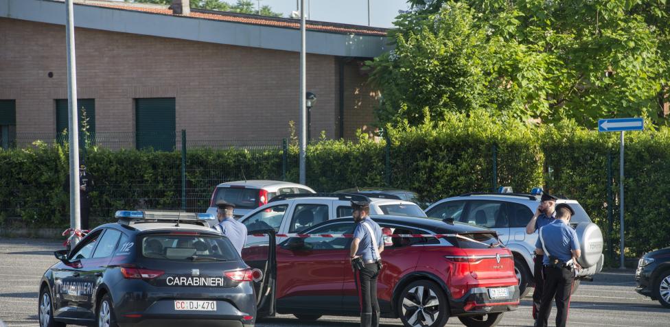 Bimba morta in auto, dimenticata dal papà per 7 ore. Il giallo dell'ovetto  forse senza allarme obbligatorio | Corriere.it