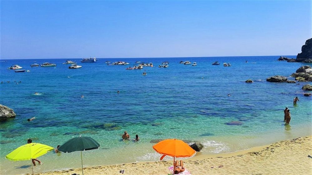Caminia Spiaggia: baia incontaminata della Costa degli Aranci in Calabria