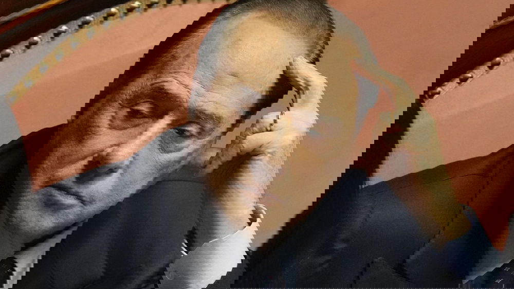 Come sta Silvio Berlusconi, le condizioni di salute dopo il ricovero in  ospedale