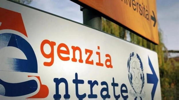Boom di lettere e avvisi da Inps e Agenzia delle Entrate